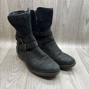 UGG Black Leather Buckle Boots